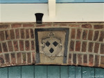 wapen op gevel Grotestraat